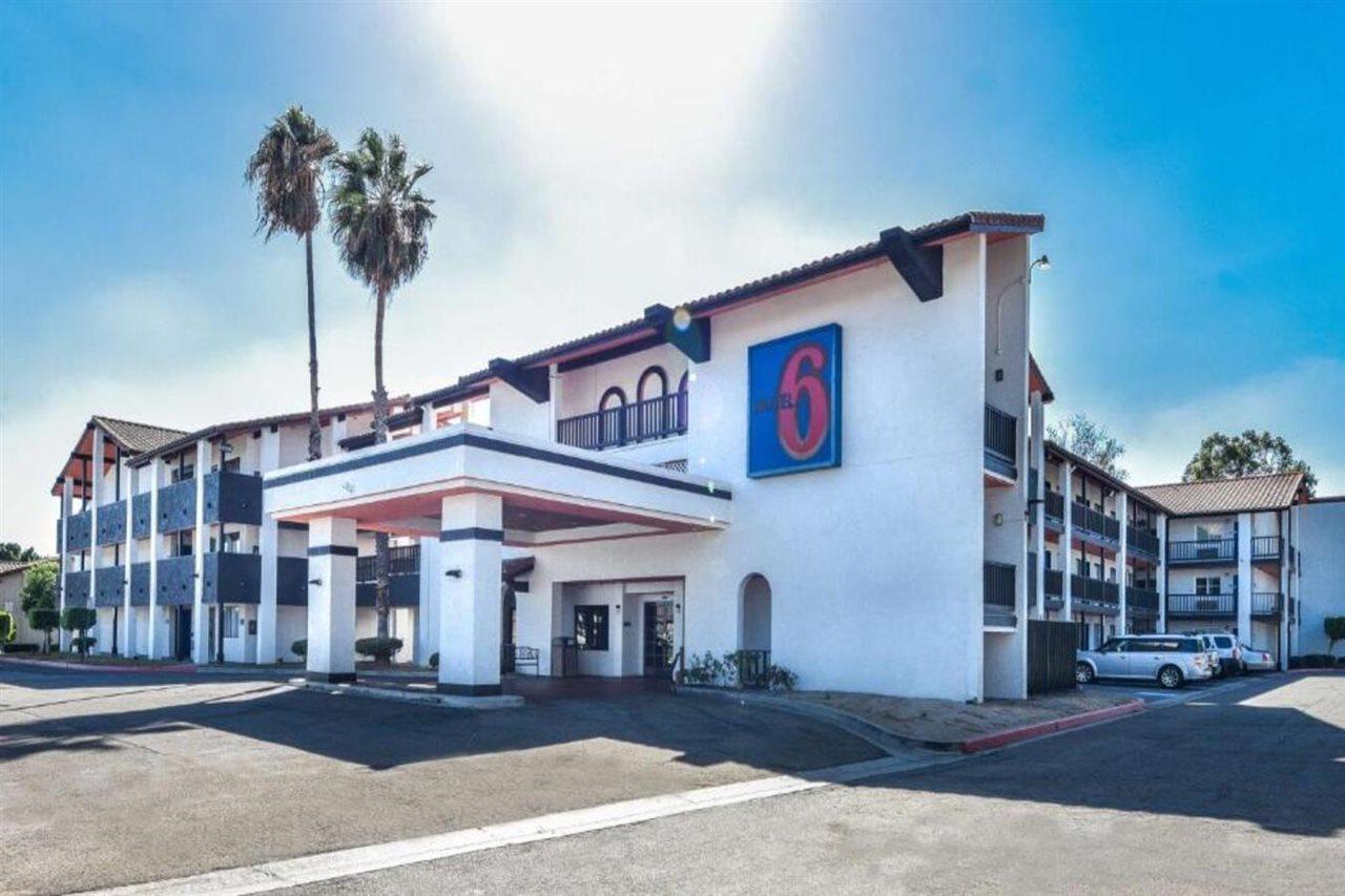 Motel 6 Ontario Ca Convention Center Airport Luaran gambar