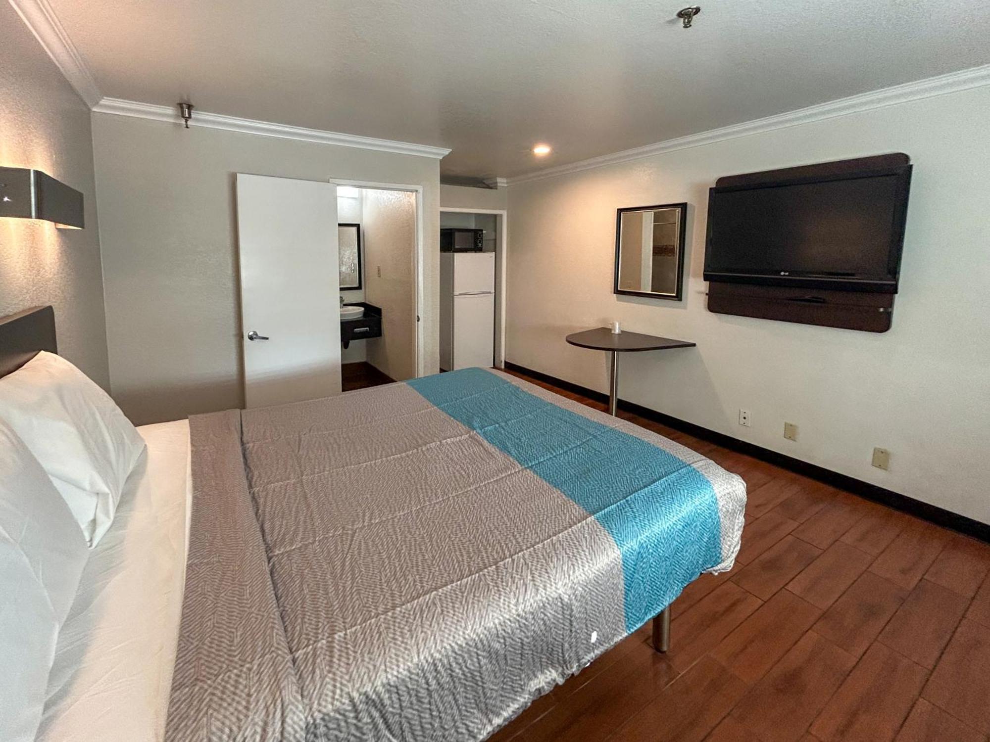 Motel 6 Ontario Ca Convention Center Airport Luaran gambar